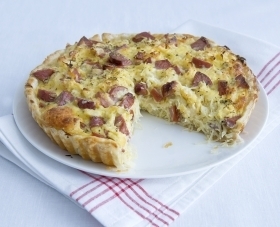 Quiche met zuurkool en rookworst