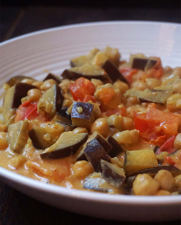 kikkererwtencurry met aubergine