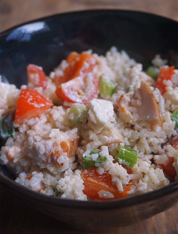 Rijstsalade met gerookte kip en feta